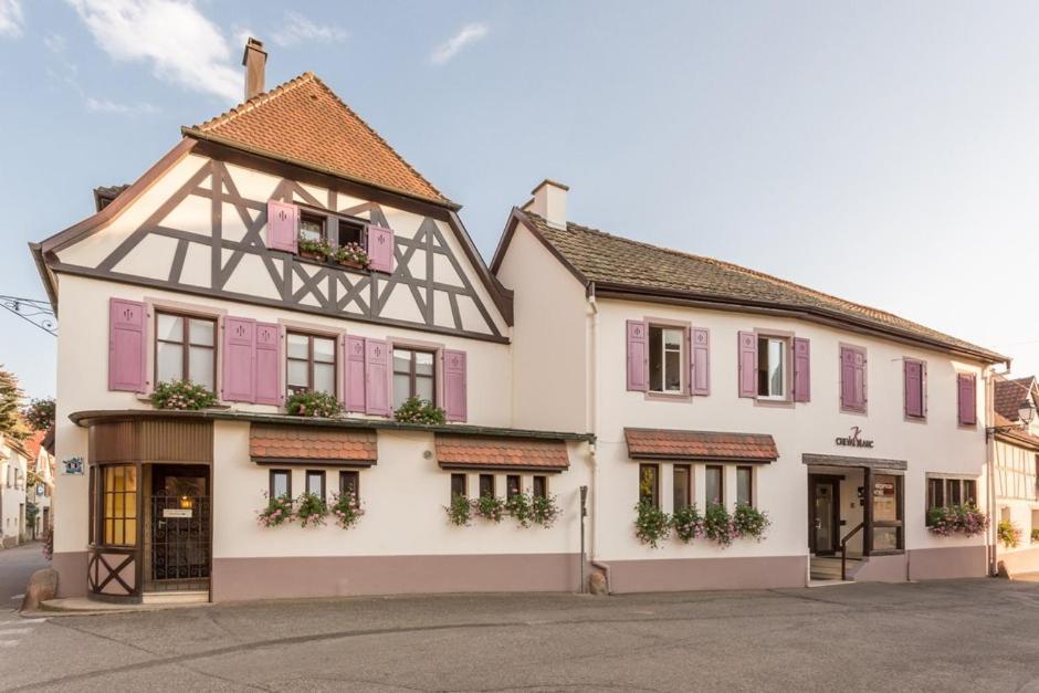 Auberge Du Cheval Blanc Depuis 1785 Westhalten Exterior photo